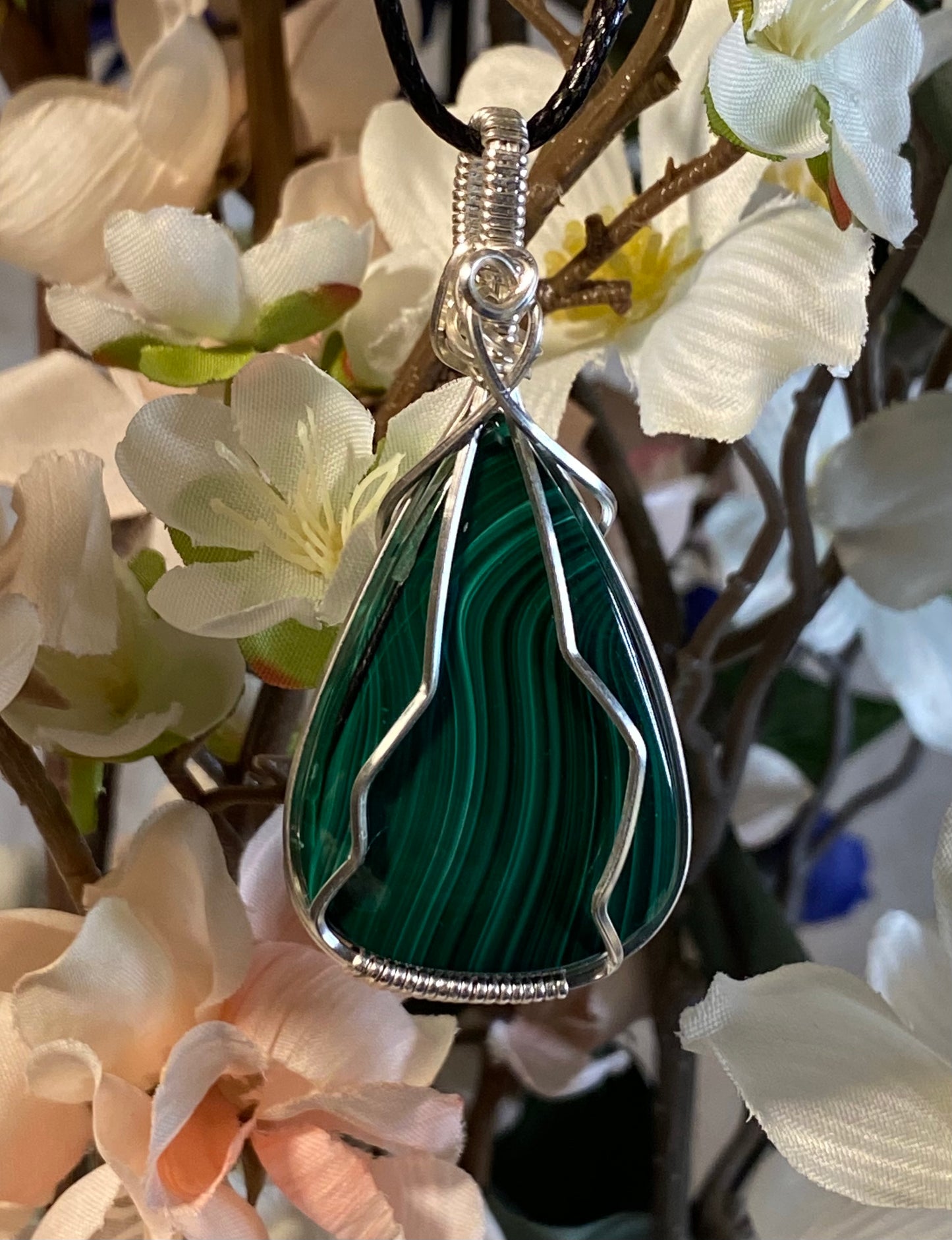 Malachite Pendant-Modern Wrap in Silver
